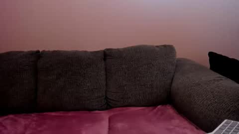 Snapshot of elsagloww chatting on 06-03-26, 10:07 ELSA BBY online show from 06-03-26, 10:07