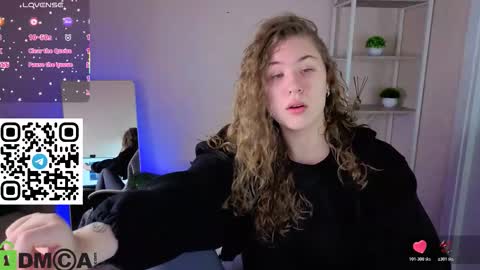 Elsie online show from 12-14-25, 01:00