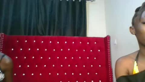 elsiejoy online show from 11-05-25, 07:41