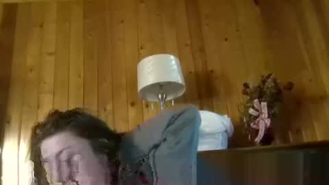 Elsie Rain online show from 12-16-25, 09:42