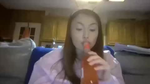 Elsie Rain online show from 02-15-26, 02:19