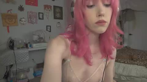 Snapshot of elslove chatting on 07-09-26, 02:15 ELS online show from 07-09-26, 02:15