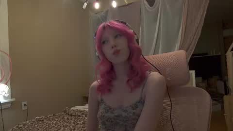 Snapshot of elslove chatting on 07-23-26, 02:31 ELS online show from 07-23-26, 02:31