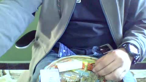 Snapshot of elspanky chatting on 11-08-25, 10:41 elspanky online show from 11-08-25, 10:41