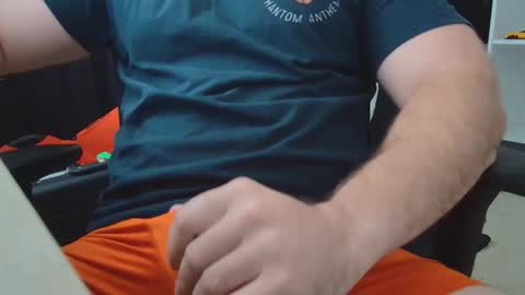 Snapshot of eltanke2206 chatting on 12-02-25, 07:42 alexgarg online show from 12-02-25, 07:42