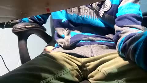 Snapshot of elvergg1 chatting on 12-23-24, 09:16 elvergg1 online show from 12-23-24, 09:16