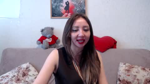 Snapshot of elvinasweet chatting on 03-20-26, 05:34 ElvinaSweet online show from 03-20-26, 05:34