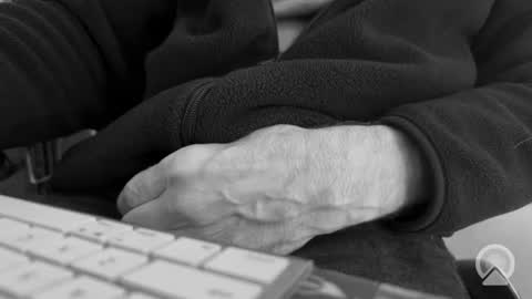 Snapshot of elvis_is_king chatting on 07-25-26, 04:59 Elvis online show from 07-25-26, 04:59