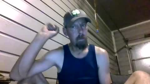 elwooood7 online show from 09-28-25, 12:21