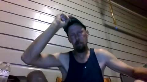 elwooood7 online show from 10-04-25, 10:02