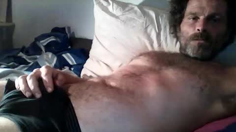 Snapshot of elyjahoye chatting on 09-17-25, 10:55 elyjahoye online show from 09-17-25, 10:55