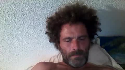 Snapshot of elyjahoye chatting on 09-20-25, 11:06 elyjahoye online show from 09-20-25, 11:06