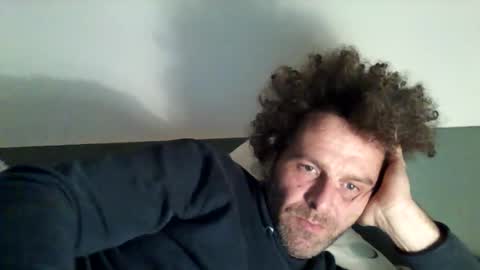 Snapshot of elyjahoye chatting on 01-06-26, 10:12 elyjahoye online show from 01-06-26, 10:12