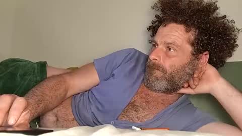 Snapshot of elyjahoye chatting on 02-21-26, 10:55 elyjahoye online show from 02-21-26, 10:55