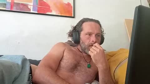 elyjahoye online show from 06-12-26, 11:20