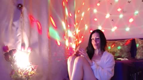 Elisa online show from 03-10-26, 10:15