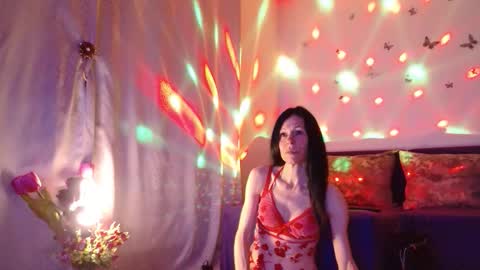 Elisa online show from 03-28-26, 06:51