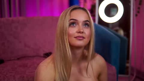 Elyssa online show from 06-11-26, 12:32