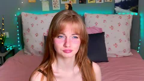 Snapshot of elza_hofffman chatting on 07-11-26, 05:59 Chloyka online show from 07-11-26, 05:59