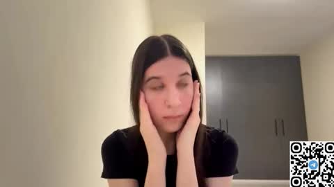 Monica online show from 03-06-26, 10:45