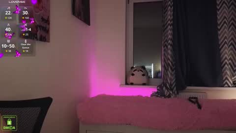 Em1l1a online show from 10-13-25, 08:09