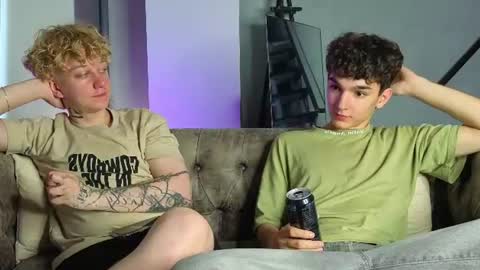 em_chipsi online show from 07-17-26, 06:02