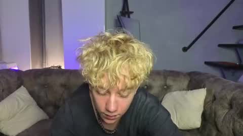 em_chipsi online show from 07-22-26, 10:23