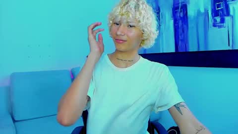 Ema Gold online show from 04-12-26, 10:26