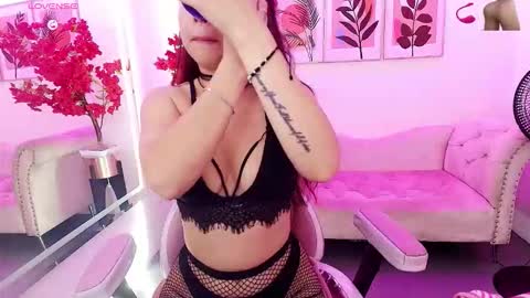 Ema louisx  online show from 03-05-26, 12:23