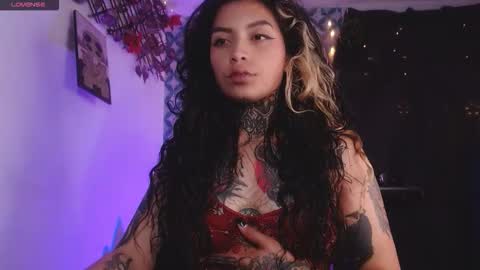 Snapshot of ema_ploxx chatting on 11-27-25, 03:08 ema_ploxx online show from 11-27-25, 03:08