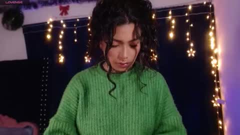 Snapshot of ema_ploxx chatting on 01-16-26, 01:53 ema_ploxx online show from 01-16-26, 01:53