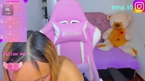 Snapshot of ema_tayy chatting on 06-18-26, 10:58 Ema online show from 06-18-26, 10:58