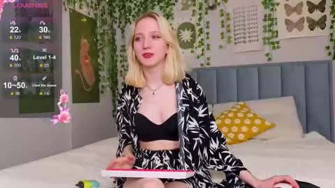 Emma online show from 12-05-25, 12:03