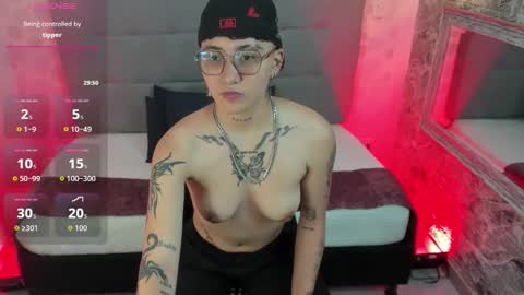 emahills__axelrose online show from 10-17-25, 02:15