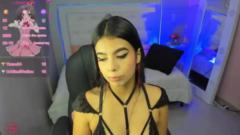 Snapshot of emalinda__hills chatting on 02-09-25, 06:26 EMA online show from 02-09-25, 06:26