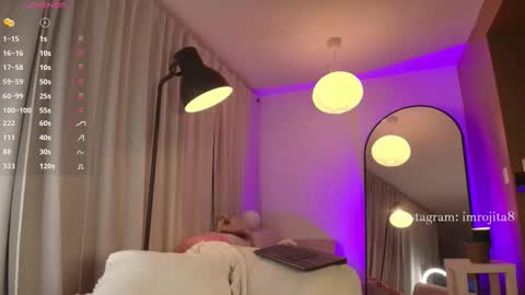 Snapshot of emam_taylor_ chatting on 02-13-26, 01:45 IG imrojita8 online show from 02-13-26, 01:45