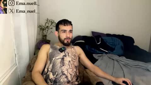 Snapshot of emanuell___ chatting on 05-14-26, 11:33 emanuell___ online show from 05-14-26, 11:33