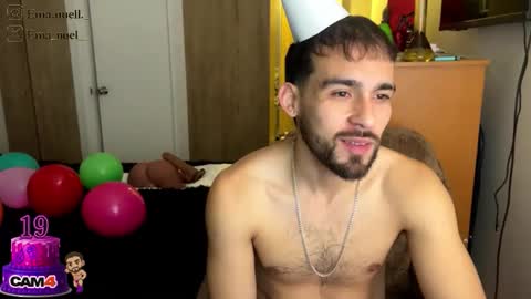Snapshot of emanuell___ chatting on 06-08-26, 01:28 emanuell___ online show from 06-08-26, 01:28