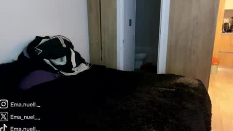 Snapshot of emanuell___ chatting on 07-03-26, 02:07 emanuell___ online show from 07-03-26, 02:07