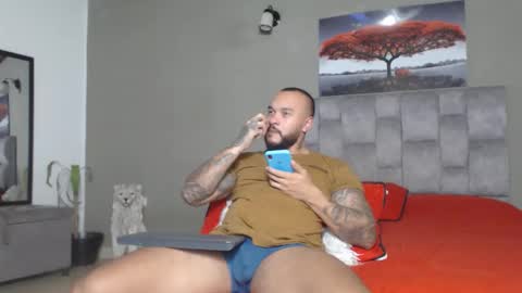 Snapshot of emanuelspencer chatting on 12-18-25, 04:51 emanuelspencer online show from 12-18-25, 04:51