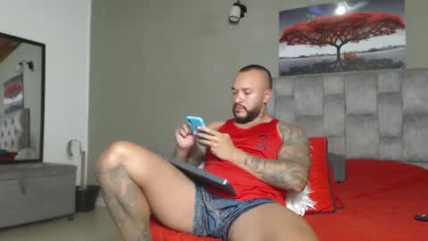 Snapshot of emanuelspencer chatting on 01-13-26, 10:59 emanuelspencer online show from 01-13-26, 10:59