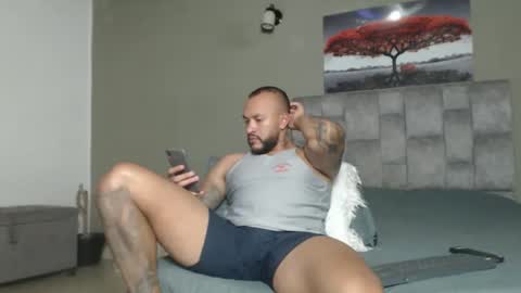 Snapshot of emanuelspencer chatting on 02-21-26, 08:15 emanuelspencer online show from 02-21-26, 08:15