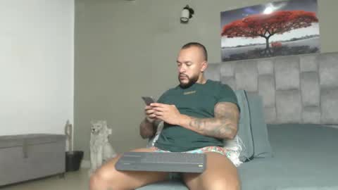 Snapshot of emanuelspencer chatting on 02-22-26, 05:40 emanuelspencer online show from 02-22-26, 05:40