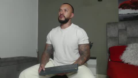 Snapshot of emanuelspencer chatting on 03-02-26, 05:08 emanuelspencer online show from 03-02-26, 05:08