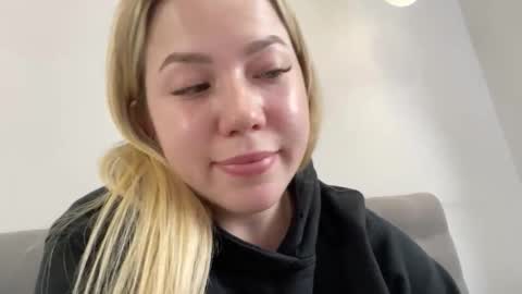 Alice online show from 11-04-25, 12:04