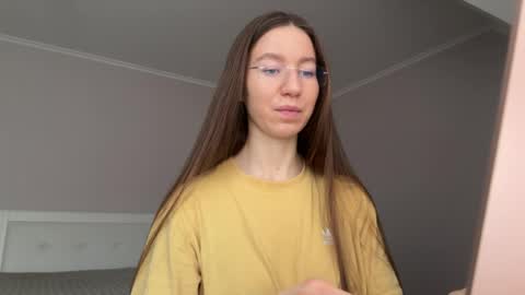 Alina online show from 03-27-26, 01:55