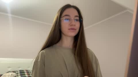 Alina online show from 04-13-26, 05:29