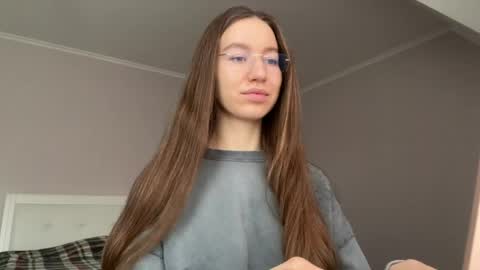 Alina online show from 04-30-26, 03:40