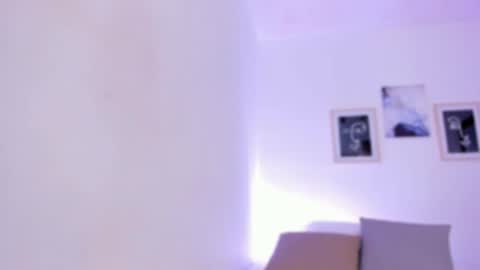 emelie_89 online show from 09-24-25, 11:35