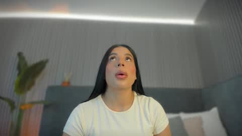 emelie_89 online show from 03-05-26, 11:39